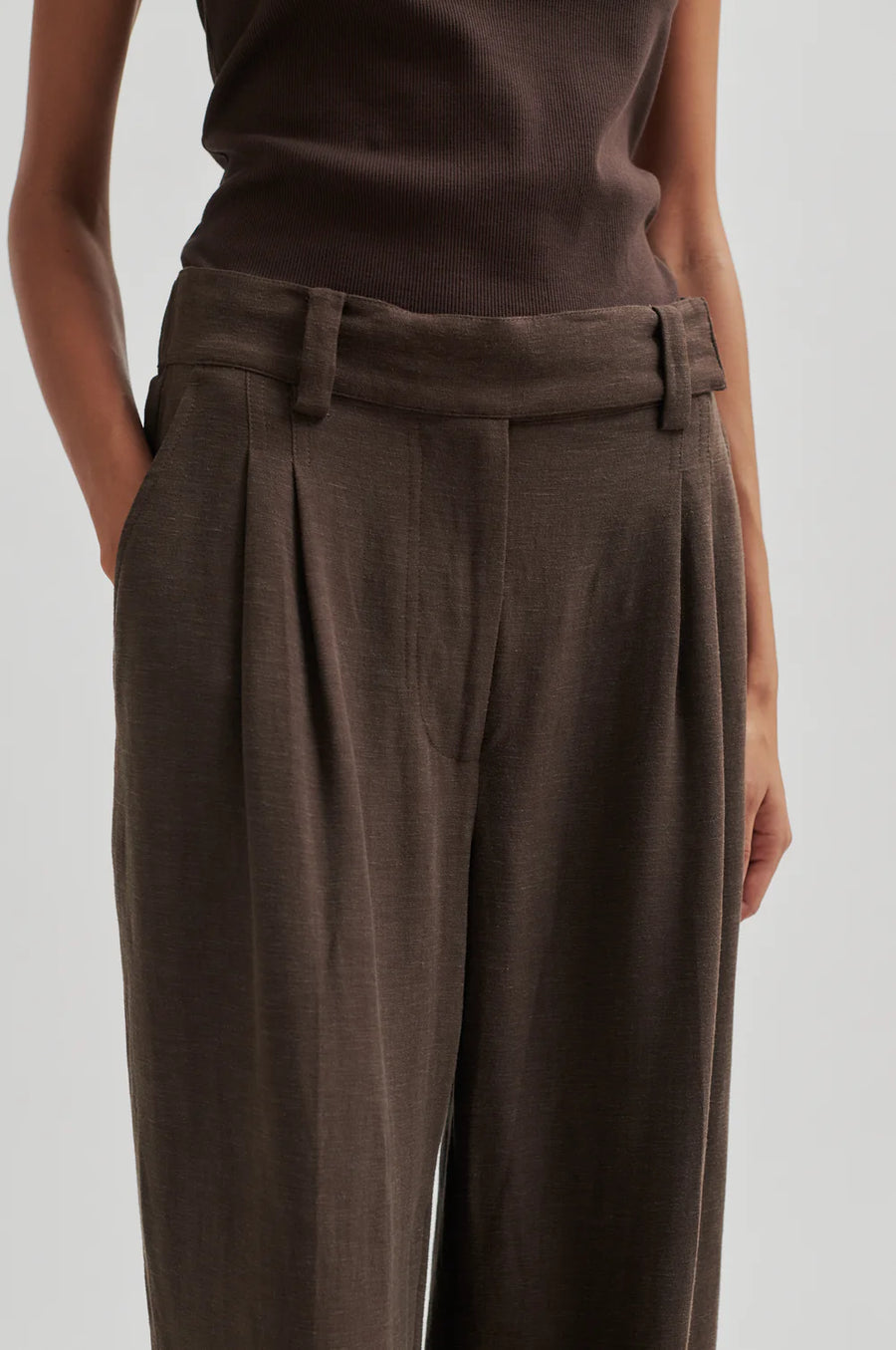 SECOND FEMALE LINO TROUSERS - HOSE IN CHOCOLATE BROWN