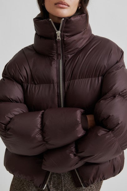 SECOND FEMALE RIYA PUFFER JACKET -  PUFFER JACKE IN CHOCOLATE