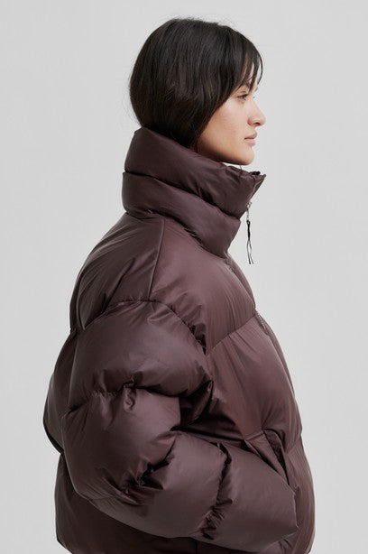 SECOND FEMALE RIYA PUFFER JACKET -  PUFFER JACKE IN CHOCOLATE